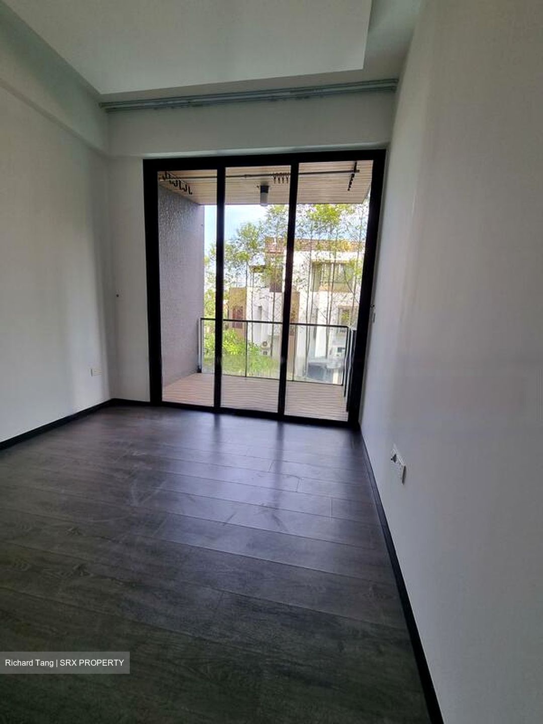 Three 11 (D20), Apartment #461402391